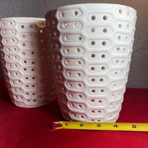 Deco Ceramic Circles Pillar Flameless Candle with Cut Out Design - Picture 10 of 12